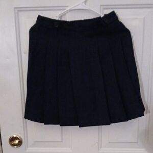 Izod Navy Pleated Skort